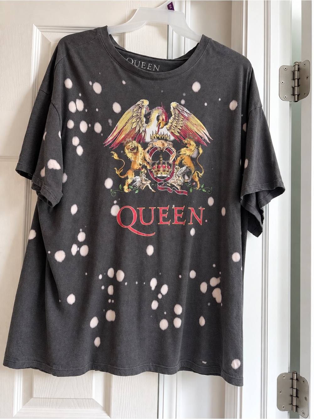 Queen Graphic Bleached Black Short-Sleeve Shirt